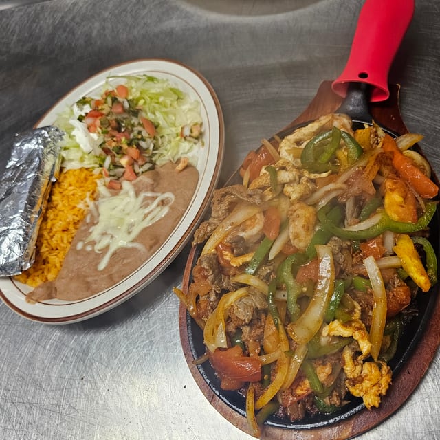 Especial Greenwood Fajita.