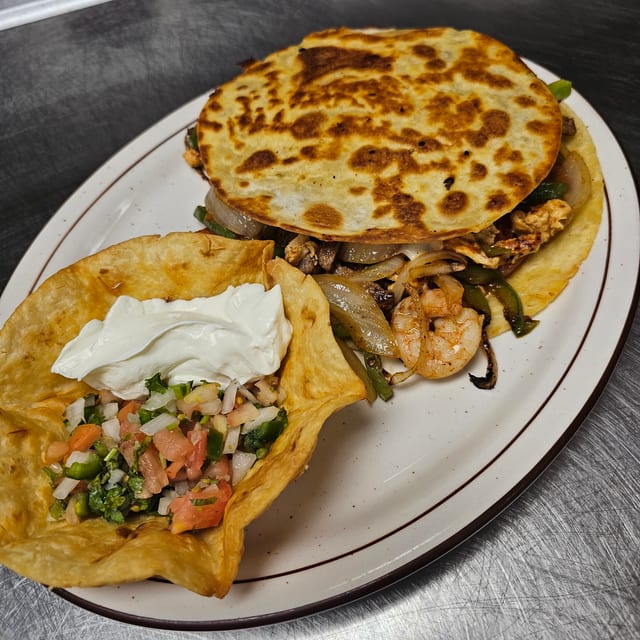 La Rosa's Pizza.