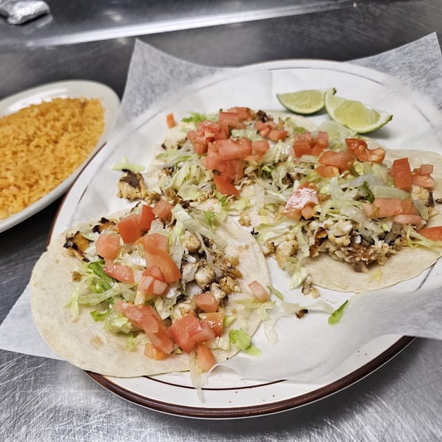 Tacos de Pescado.