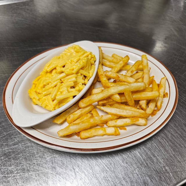 Kid's Mac N Cheese.