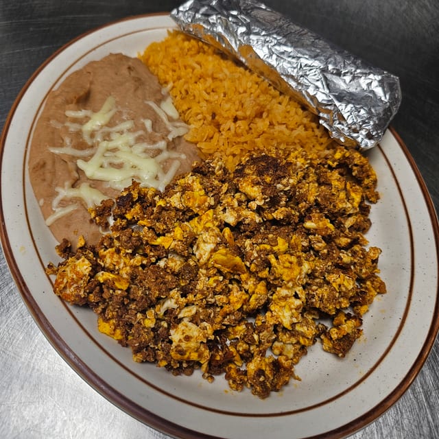 Huevos Con Chorizo.